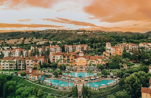 Newport Coast Cabin | Marriott Newport Coast! Across the street from Pelican Hill
