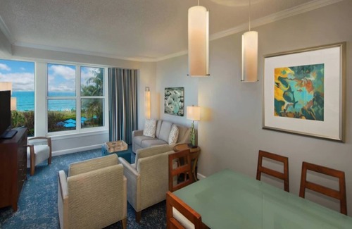 Florida North Atlantic Coast Resort | Marriott Ocean Pointe Resort Palm Beach Shores, FL One Bedroom Unit Sleeps 4
