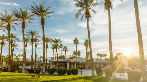 Palm Desert House | Marriott's Desert Springs Villas II Studio Apartment with Resort Access