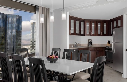 Las Vegas Resort | Marriott's Grand Chateau - Many Dates Available!