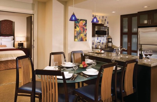 Las Vegas Villa | Marriott's Grand Chateau Las Vegas. Spectacular! 2.5 miles to Allegiant Stadium.