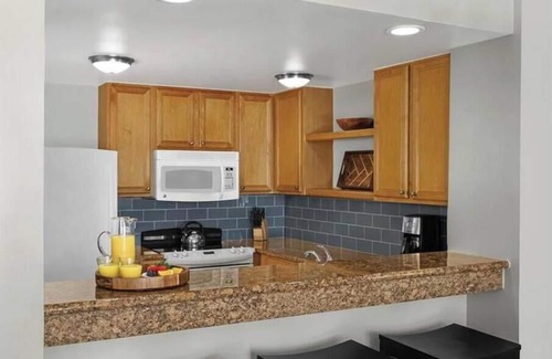 Beach Lagoon Villa | Marriott's Monarch Hilton Head 2 Bedroom Villa