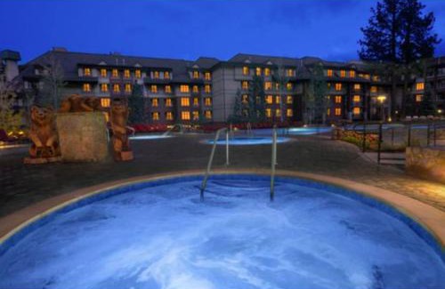 South Lake Tahoe Hotel | Marriott's Timber Lodge
