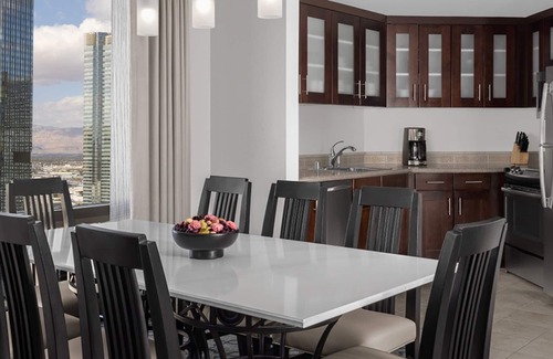 Las Vegas Villa | Marriott’s Grand Chateau nClose to Allegiant Stadium