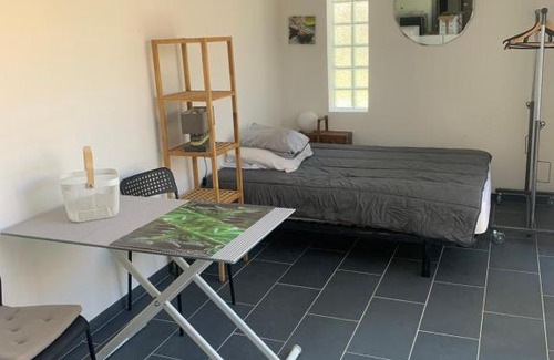 Marseillan Apartment | MARSEILLAN ville proche centre, étang, 4 km plage