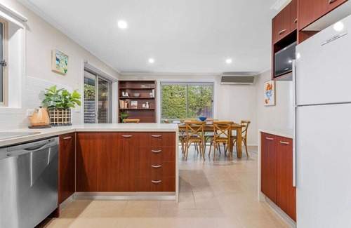 Mount Martha House | Martha's Crest | 3mins to Beach & Village