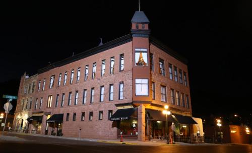Deadwood Hotel | Martin & Mason Hotel