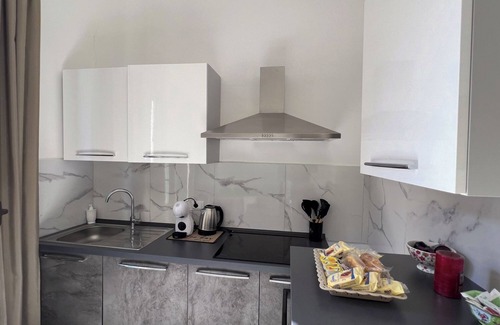 Catania City Centre Apartment | [ Martiry Suite Apartment ] + Self Check-in Late
