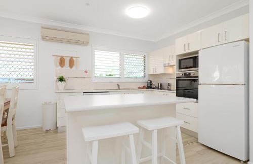 Nelson Bay Apartment | Martys Little Beach No 1 Two Story Apartment