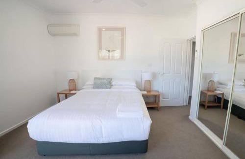 Nelson Bay Apartment | Martys Little Beach No 1 Two Story Apartment