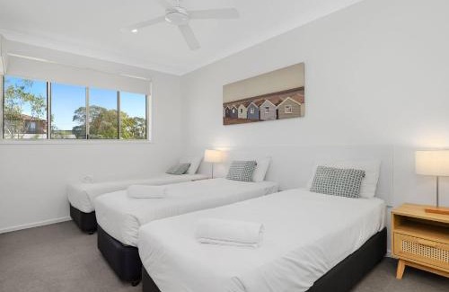Nelson Bay Apartment | Martys Little Beach No 1 Two Story Apartment