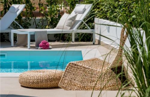 Poljica House | Marula holiday home - with heated pool