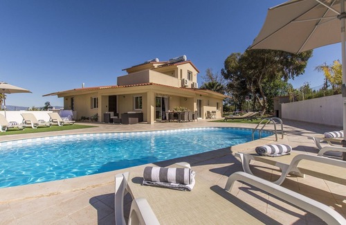 Estombar Villa | Marvellous Carvoeiro Villa | Quinta da Saudade | Private Pool | Table Tennis