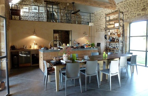 Braize House | Marvellous Holiday Home in Braize with Garden