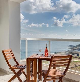 Sliema Apartment | Marvellous Seafront Apartment