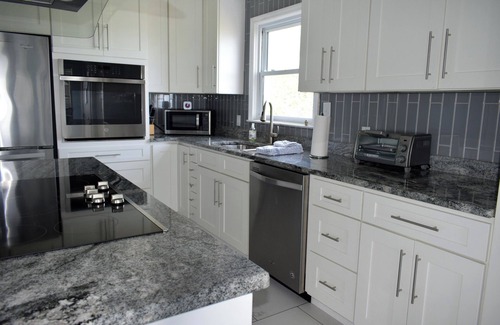 Holden Beach House | Marvelous Large pet friendly Oceanfront home!