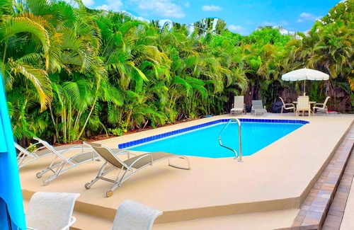 Palm Beach Gardens House | Marvelous! PRIVATE Suite, HeatedPool 5min to Beach, Stadum, PGA
