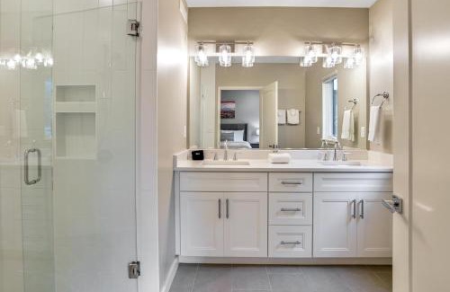 Asheville House | Marvelous South Slope Townhome With Rooftop Terrace Unit 92