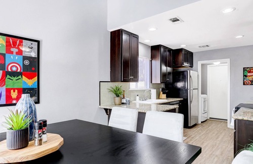 Northwest Crossing House | Marveolus - A Birdy Vacation Rental
