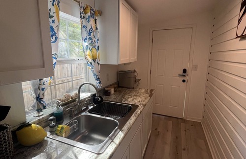 Biloxi Cottage | Mary's Place
