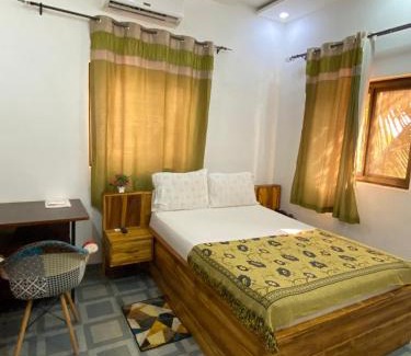 Lome House | Marys Guest House