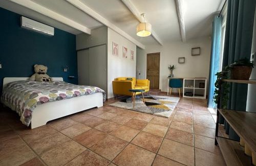 Orange Villa | Mas ancien de 310m2-sur 2000m2-piscine chauffée