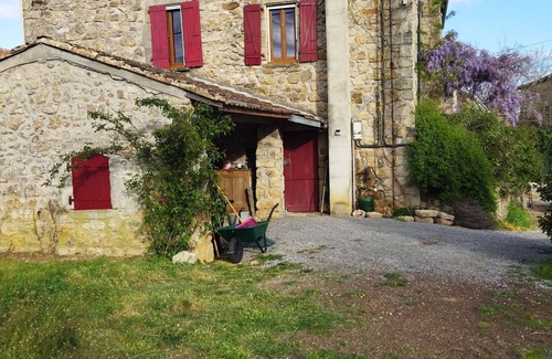 Rosieres House | mas Cévenol en Ardèche Animaux Acceptés
