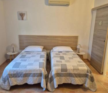 L'Isle-sur-la-Sorgue Bed & Breakfast | Mas Clement - Chambre et table d'hôtes