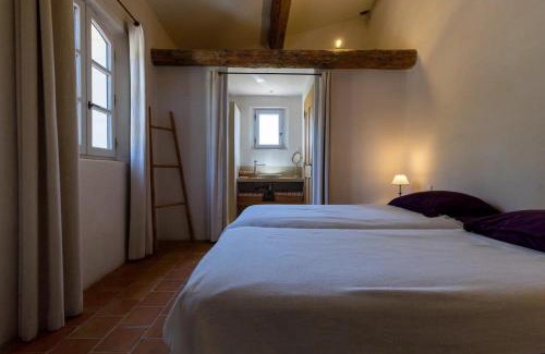 Bonnieux Villa | Mas de Cassiathea - Exceptional Property in Provence