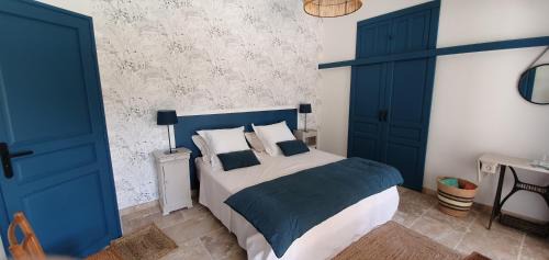 Les Baux-de-Provence Bed & Breakfast | MAS DE LA FADETO