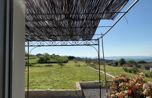 Chambonas House | Mas De Vignal Gite. Cozy cottage with terrace and infinity pool