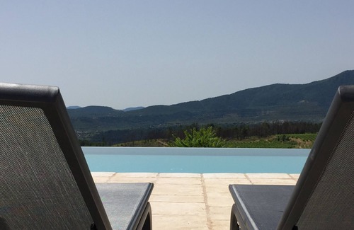 Chambonas House | Mas De Vignal Gite. Cozy cottage with terrace and infinity pool