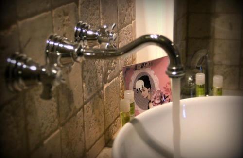 Gordes Hotel | Mas des Romarins, The Originals Relais