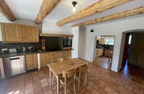 Mallemort House | Mas la Pradelle, at the gates of the Luberon, ideal for 12 people