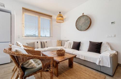Sant Jaume d'Enveja House | Mas Midó