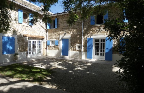 Grillon Cottage | Mas Provençal group gîte and guest rooms