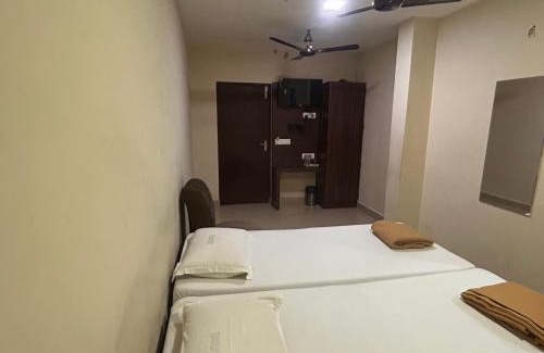 Vadapalani Hotel | Masafi Residency