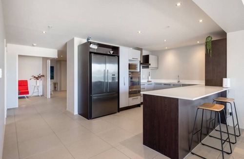 Mount Maunganui Apartment | Massive apartment with huge views!