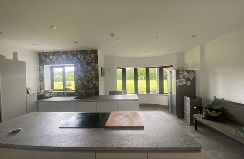 Killarney House | Massive Modern House with Sauna and Chickens! 🐔 Killarney, Co. Kerry