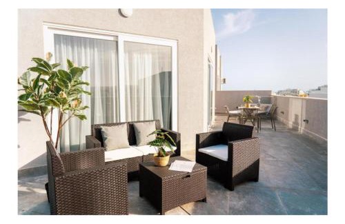 Bugibba Apartment | Massive New Corner Penthouse In The Centre Of Bugibba 3B