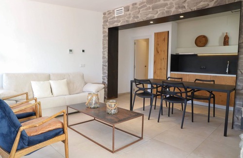 Cala Vadella Villa | Masterful Ibiza Apartment | Apartment Grey | 2 Bedroom Suite | Private.