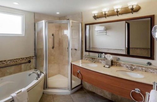 Puerta de Tierra Apartment | Master w Ocean & Lagoon view 2 guests (C06)