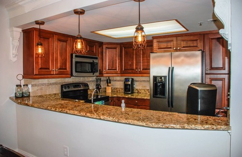 Arcadian Shores Condo | Masterfully Upgraded South Hampton Oceanview Penthouse