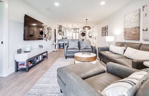Wesley Chapel Condo | Matchless Luxury – Elegant 2BR Golf View Condo w/Designer Kitchen, Smart TVs & Walk-Out Patio!