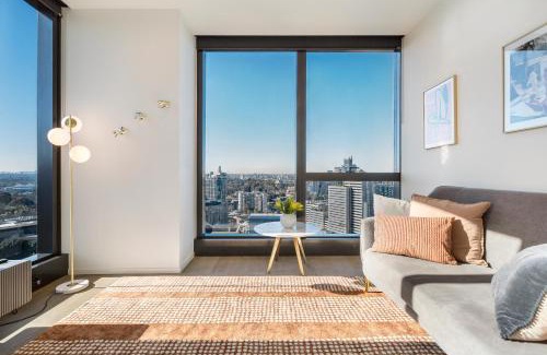 Southbank Apartment | Matilda's Skyview - Luxe 2BR, 2BA Near Crown