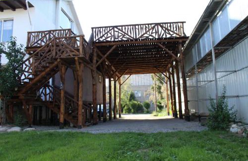 Karakol House | Matsunoki