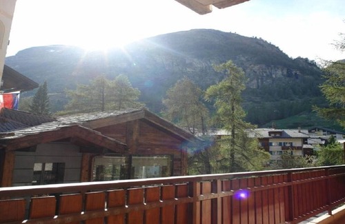 Zermatt Apartment | MATTERHORN SKI PARADISE 500M FROM THE CENTRE OF ZERMATT
