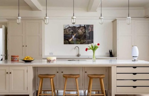 Maugersbury House | MAUGERSBURY MANOR, family friendly in Stow-On-The-Wold
