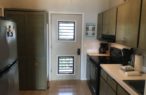 Kahana Condo | Maui is calling.it's a great time to take a trip!