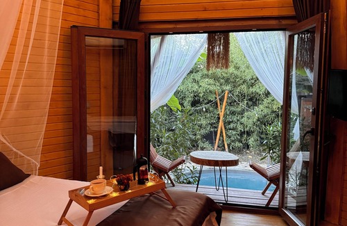 Yanik Hotel | Maui Sapanca
